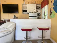 La Casa Blanca Binoclutan Beach Resort 보톨란 호텔
