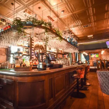 The Meadowpark Bar, Kitchen & Rooms