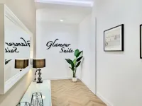 Glamour Suite by Accomodo