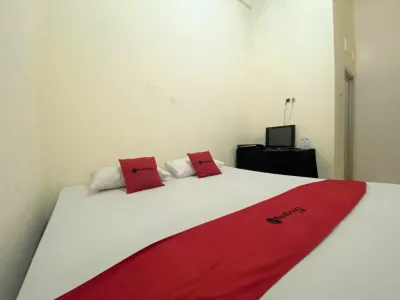 RedDoorz near GOR Lagaligo Palopo Hotel dekat Museum Batara Guru