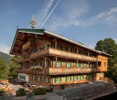 Hallerwirt Homes