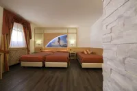 Hotel Touring - balcony