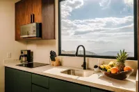 Lakay Monteverde with Heated Pool, Golf Cart and Breakfast - Breakfast