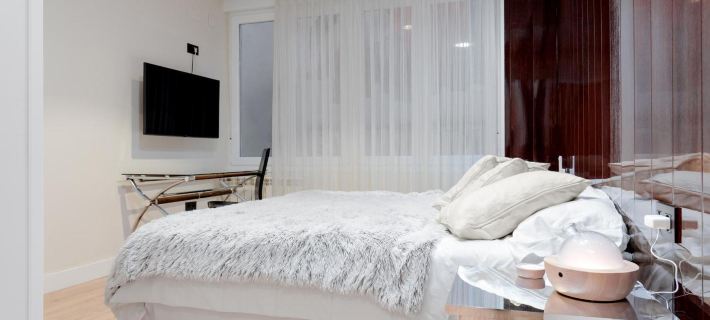 Santacruz Hotels in Oviedo