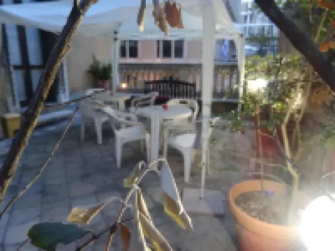 アルベルゴ ロカンダ アランブラ ジェノアのホテル