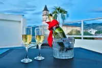 Casablanca Hotel, RestoBar, Catering, Eventos & Turismo en Garzón - bar