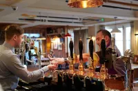 The Boathouse Hotels in Tunley