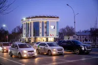 Tantana Hotel - parking