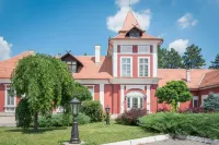 Kastel Ecka Hotel di Zrenjanin