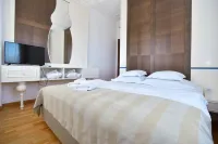 Barbeta Accommodation Hotels in 