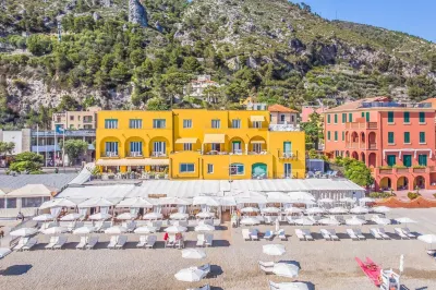 Hotel Albatros Varigotti Hotels near Chiesa Via Monastero Noli