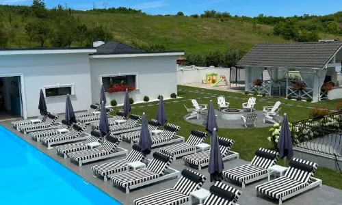 Krystal Boutique Mansion