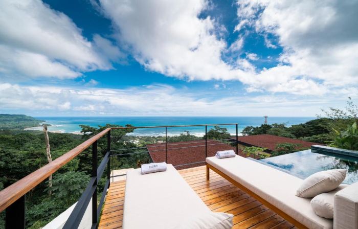 Laloon Luxury Suites - Adults Only
