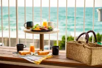 Kamome Slow Hotel the Compact Các khách sạn ở Awaji