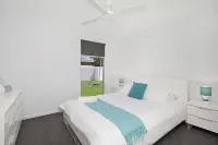Buena Vista Hotels near Louis Vuitton Gold Coast Pacific Fair