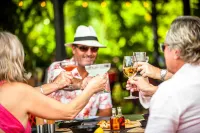 The Oriana Orange - Retro Hotel & Resort - bar