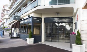 Tiercé Hotel
