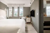 Rainbow Suites by Olala Homes