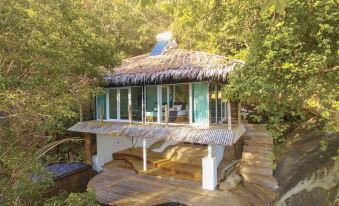 Somewhere Only We Know Resort