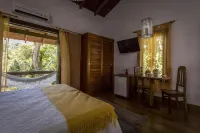Hotel Colinas de Petropolis - balcony
