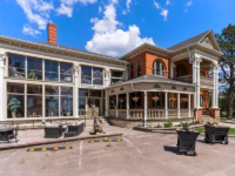 Cripple Creek Hospitality House Hotels in Teller County