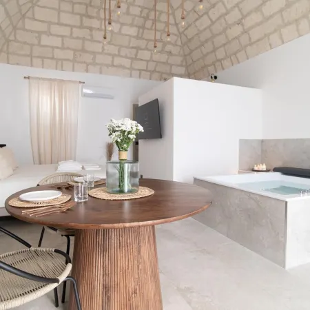 Vicoloterzo Suite
