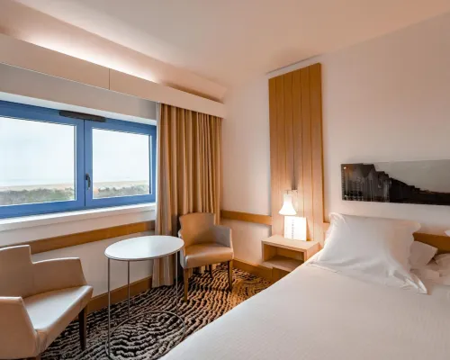 Thalazur Ouistreham - Hôtel & Spa Ξενοδοχεία στην πόλη Lower Normandy