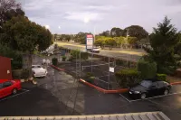 Abbotswood Motor Inn - موقف سيارات
