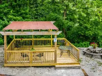 Log Cabin Inn Hotels in Cedar Township