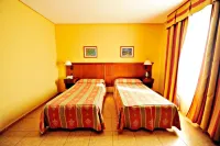 Hotel Lozano فنادق في Villanueva del Rosario