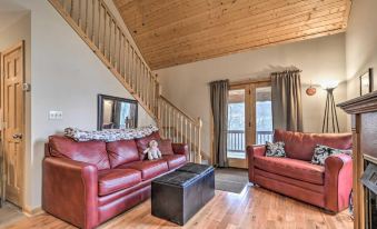 Rustic Cabin in the Woods 6 Mi to Snowshoe Resort