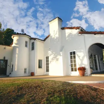 The Patrician Hollywood Universal