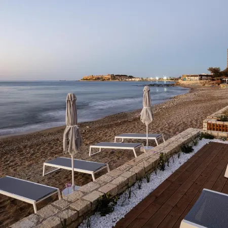North Coast Seaside Suites