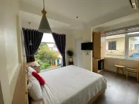 Hue Four Seasons Hotel Hotels in Vy Da