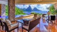 Jade Mountain Hotel a Mamin