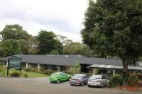 Prom Country Lodge - parking