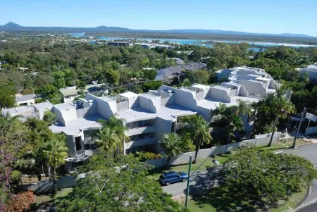 Noosa Hill Resort Отели рядом с достопримечательностью «Hastings Street»