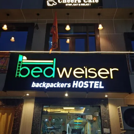Bedweiser Backpackers Hostel