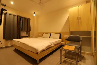 HOTEL PRATAP GRAND Hotels near K K Complex