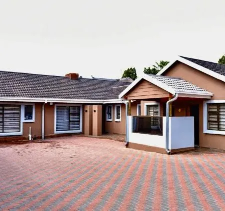 Lauren Palace Guest House