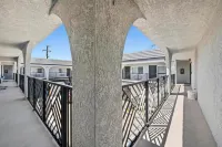 長灘海蘭旅館