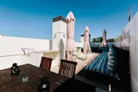 Lisbon South Hostel Hotels in Almada