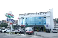 เร็น บิสซิเนส โรงแรม โรงแรมใน