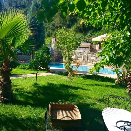 Kamarca House Hotel