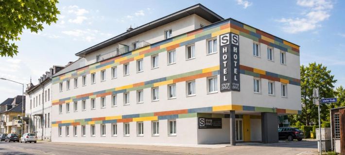 Shome Hotel Graz I Self Check-in I Free Parking Hotels in Graz