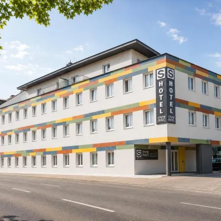 Shome Hotel Graz I Self Check-in I Free Parking