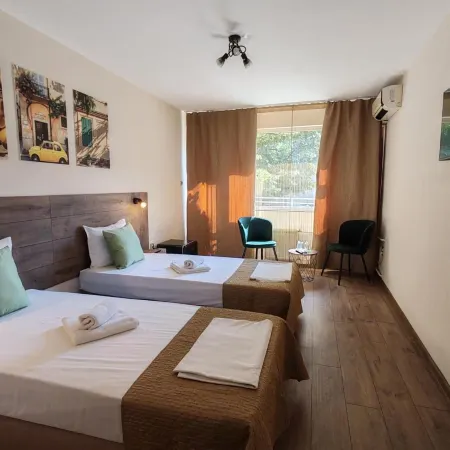 Hotel Sorbona Отели рядом с достопримечательностью «Технический университет Варны»