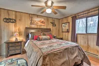 Cozy Bear Den Cabin | Game Room and Golf Cart - spa