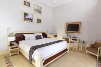 Java Villas Boutique Hotel & Resto Hotels in Mergangsan