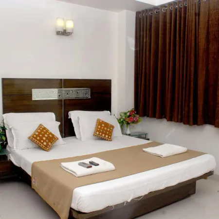 Hotel Happiness